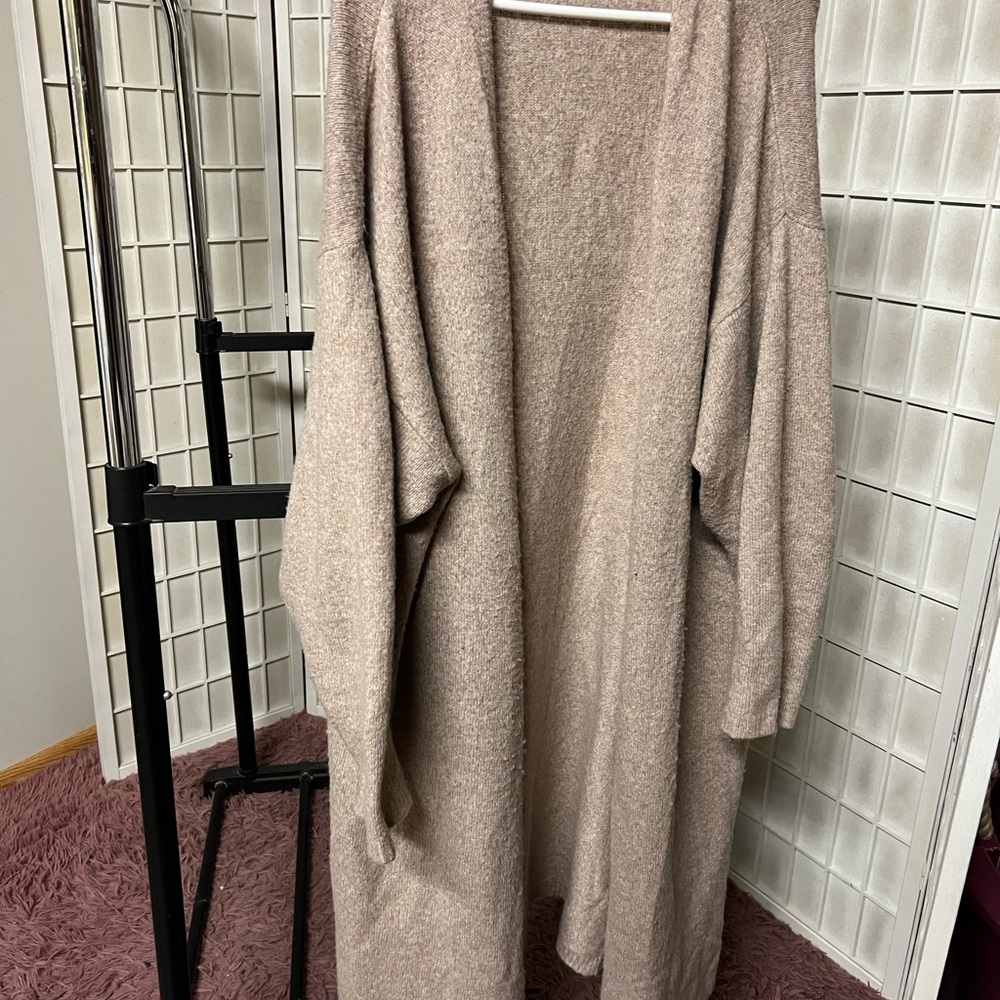 22/24 3xl tan duster sweater